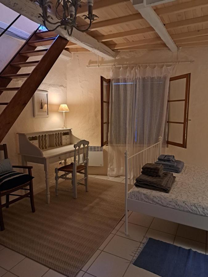 مبيت وإفطار Saint-Victor-des-Oules La Maison De Gisele المظهر الخارجي الصورة